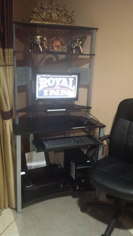 Royal Inn Pearsall Dış mekan fotoğraf