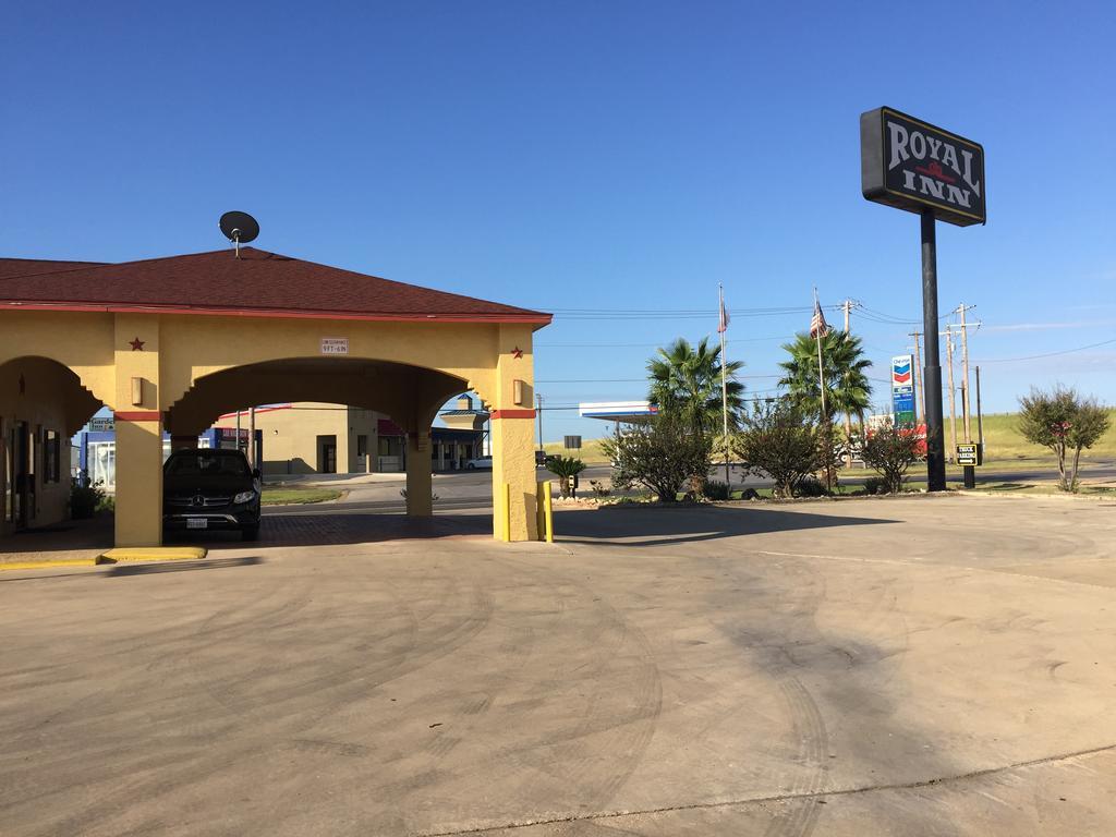 Royal Inn Pearsall Dış mekan fotoğraf