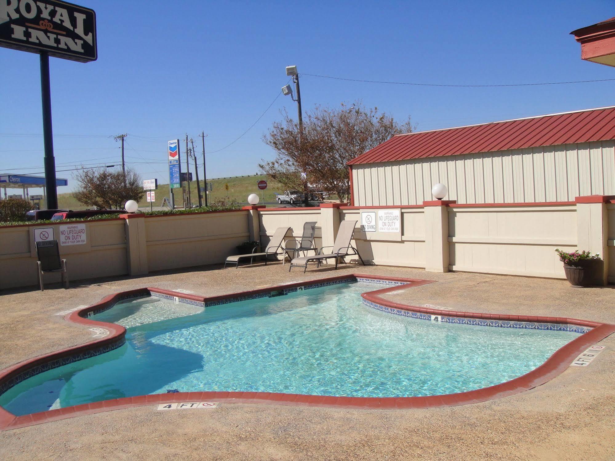 Royal Inn Pearsall Dış mekan fotoğraf